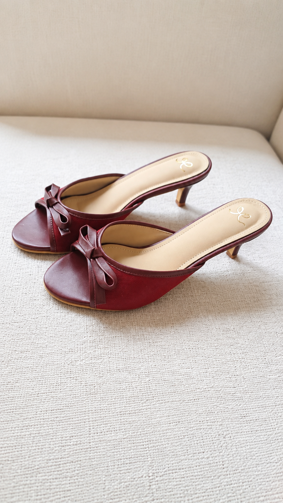 Jasmine Burgundy